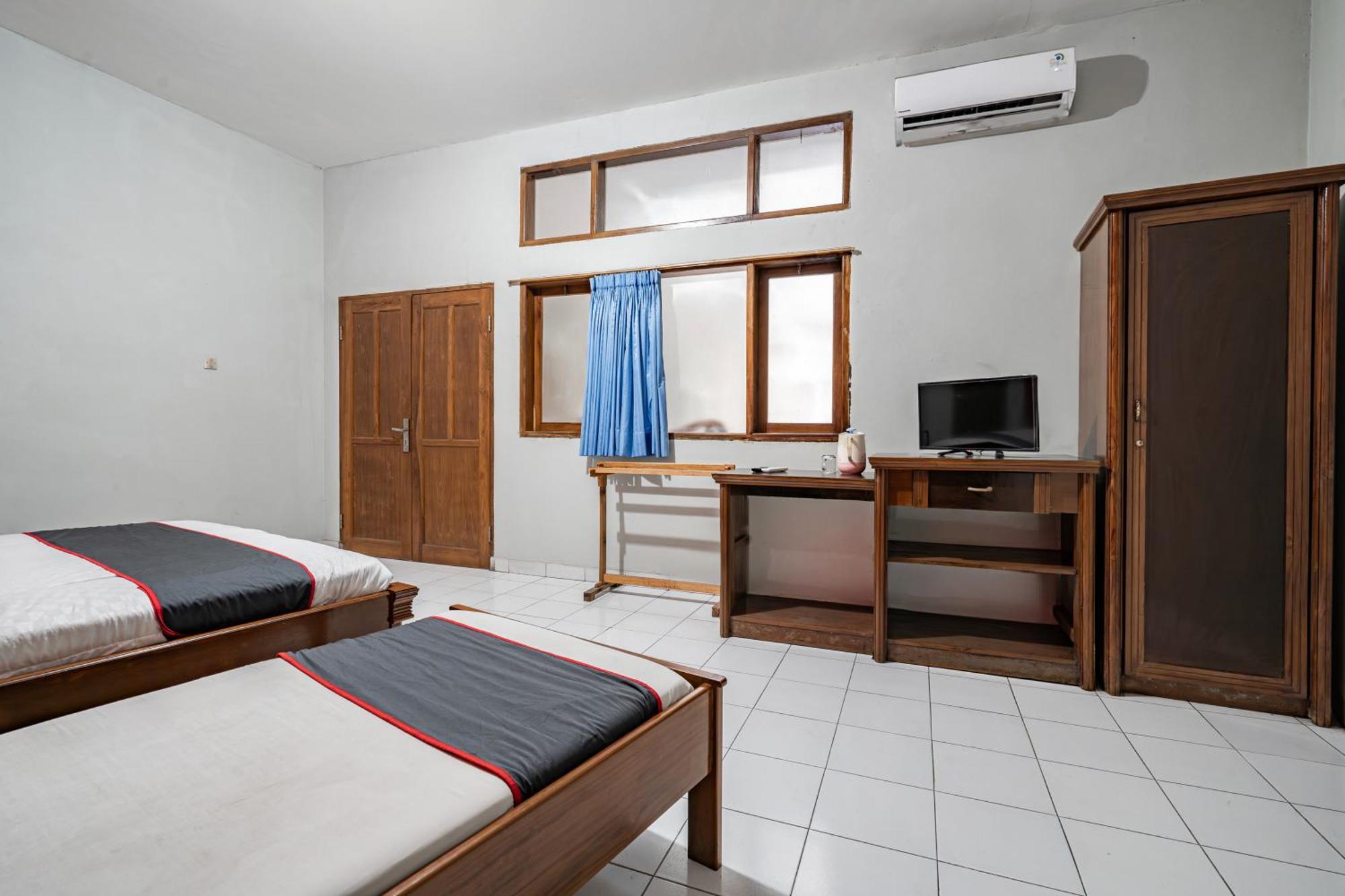 Collection O Tasikmalaya Near Stadium Wiradadaha Formerly Hotel Abadi Luaran gambar